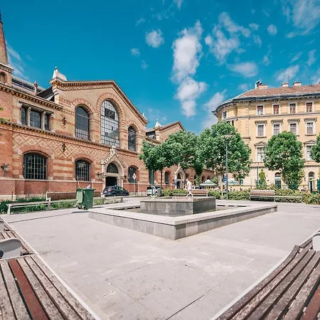 Oasis - Market Hall I